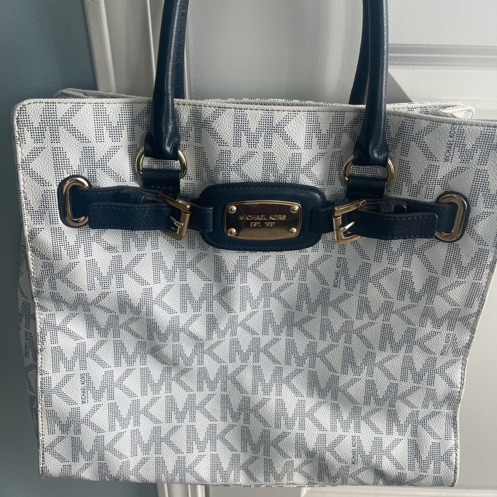 Large Michael Kors satchel